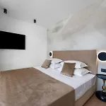 Rafaela Delux Dubrovnik * Slano