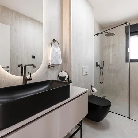 Rafaela Delux Dubrovnik * Slano