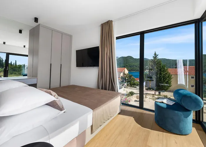Rafaela Delux Dubrovnik * Slano